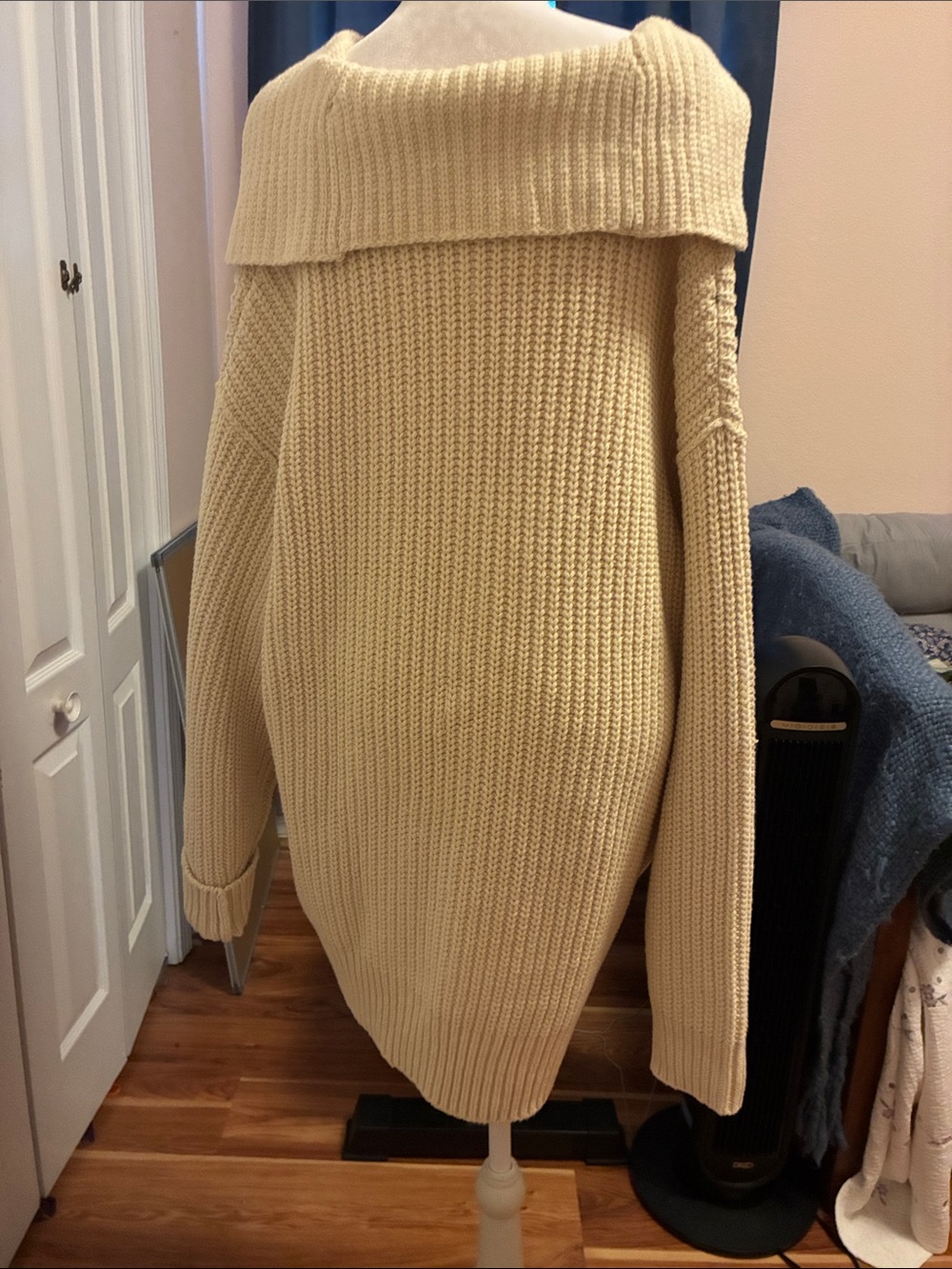 Free People Oversized Cream Ribbed Button Cardigan - Picture 5 of 6
